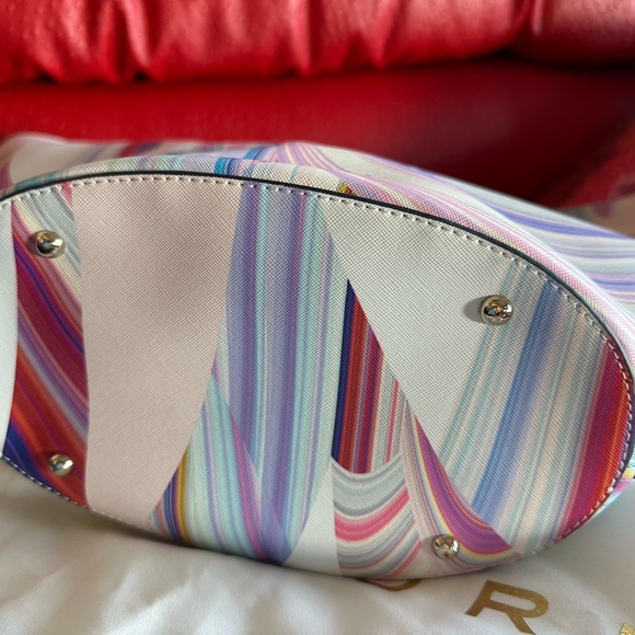 New with tags Trina Turks beach bag/ tote/ handbag retailed for $358.00 - Picture 5 of 5